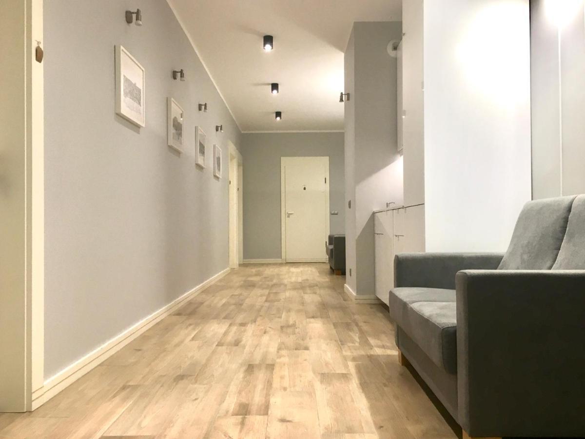 Apartment Fractal Guest - Centrum Andersia Square & Old Town Poznan