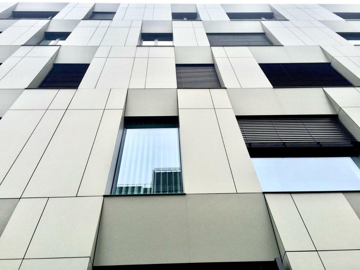 Apartment Fractal Guest - Centrum Andersia Square & Old Town Poznan